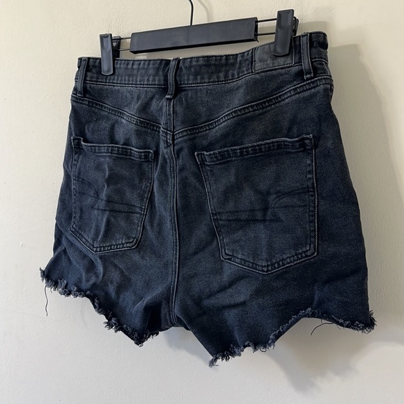 American Eagle Highest Rise 90s Boyfriend Short Black Denim Shorts Size 8 - Picture 8 of 11